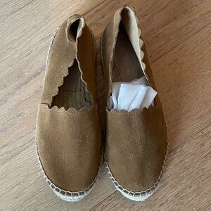Saks Fifth Avenue | size 9 Women’s Tan Suede Espadrilles | Very Good Condition